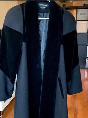 Vintage AUTHENTIC Donna Ricco Wool Black Coat